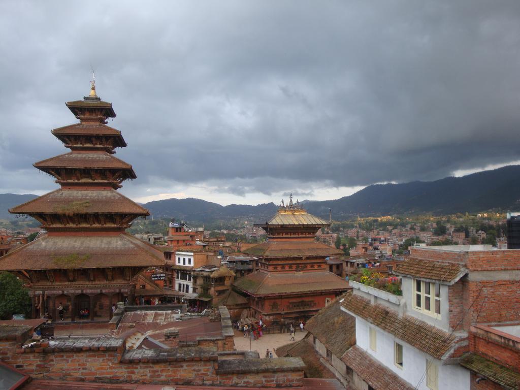 Kumari Guest House Bhatgoan Екстериор снимка