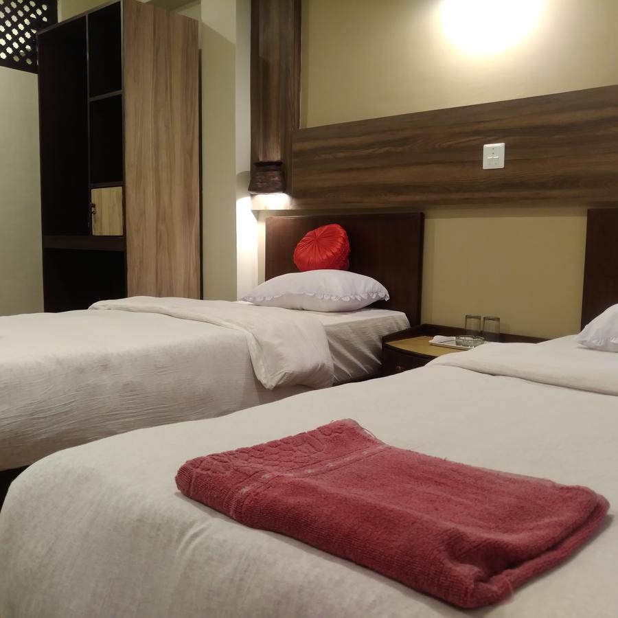 Kumari Guest House Bhatgoan Екстериор снимка