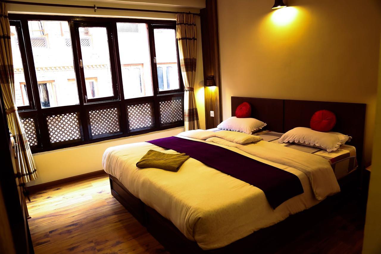 Kumari Guest House Bhatgoan Екстериор снимка