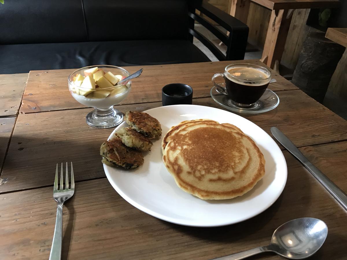 Kumari Guest House Bhatgoan Екстериор снимка