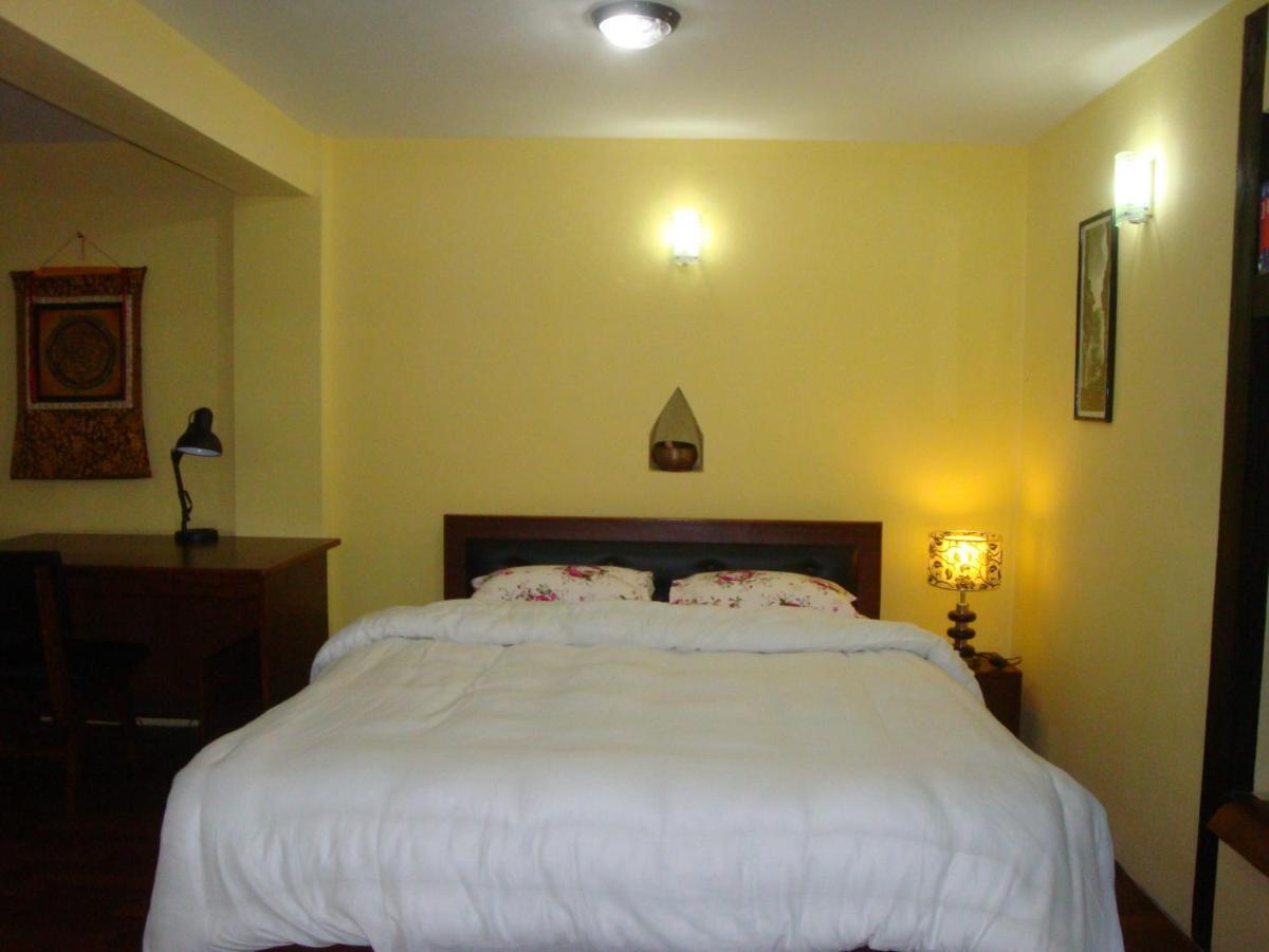 Kumari Guest House Bhatgoan Стая снимка